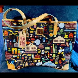 NWT 2015 Disney Dooney & Bourke Food and Wine Fest